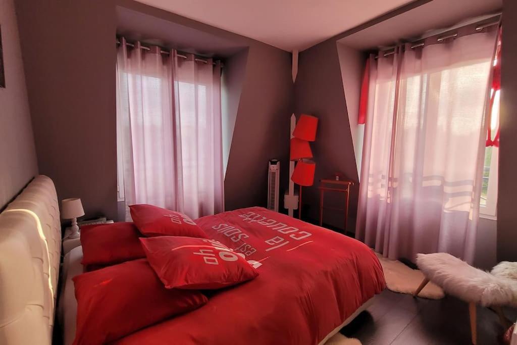 Duplex Art Place, Olympics 2024 Les Clayes-Sous-Bois Luaran gambar