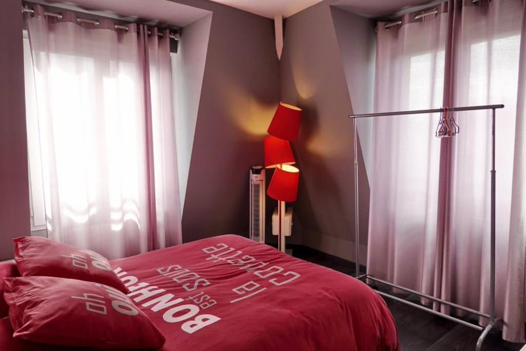 Duplex Art Place, Olympics 2024 Les Clayes-Sous-Bois Luaran gambar
