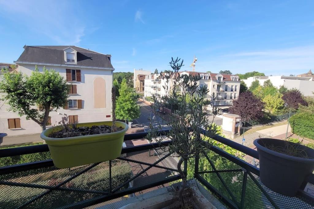 Duplex Art Place, Olympics 2024 Les Clayes-Sous-Bois Luaran gambar